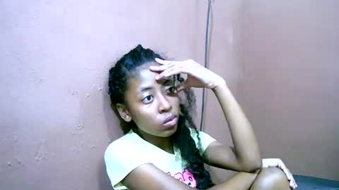 joliekah27 online show from 02/24/25, 06:26