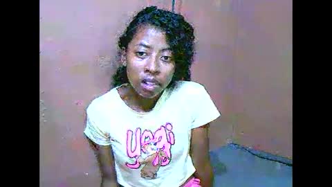 joliekah27 online show from 02/25/25, 07:14