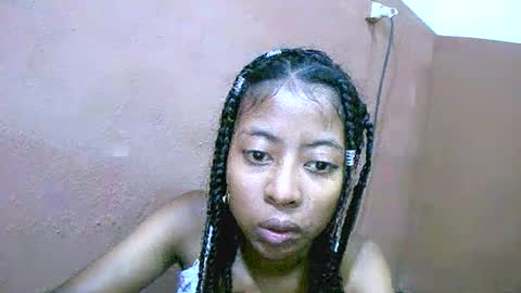 joliekah27 online show from 02/28/25, 11:36