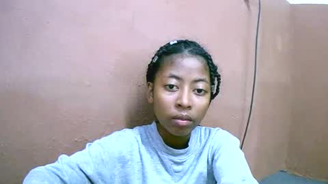 joliekah27 online show from 03/01/25, 03:53