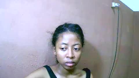 joliekah27 online show from 03/04/25, 11:54