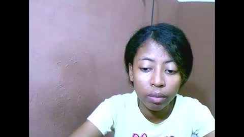 joliekah27 online show from 03/05/25, 10:21