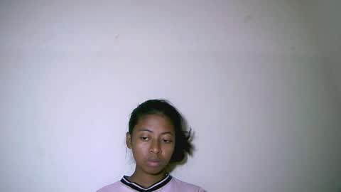 joliekah27 online show from 09/21/25, 05:58