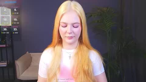 Polly  online show from 11/21/25, 03:05