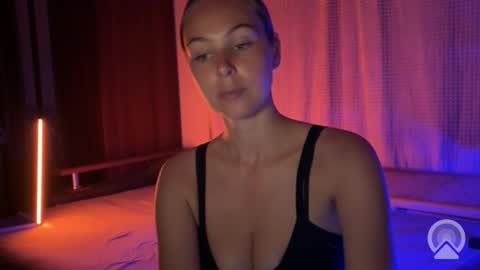 Snapshot of jollydolly__ chatting on 09/24/25, 09:51 jollydolly__ online show from 09/24/25, 09:51