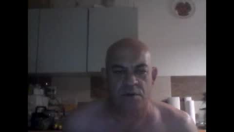 Snapshot of jolmasz30 chatting on 09/25/25, 04:32 jolmasz30 online show from 09/25/25, 04:32