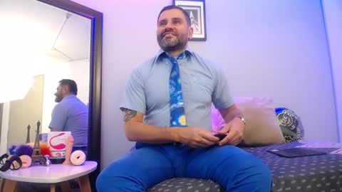  JONAS BEARD  online show from 11/13/25, 06:07