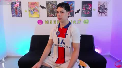 Instagram jonathanfit14 online show from 11/05/25, 08:42