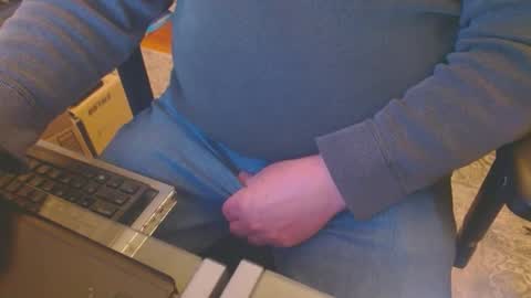 joncpics online show from 03/01/25, 01:00