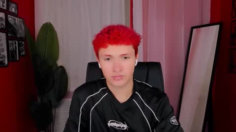 Jonny online show from 11/14/25, 05:06