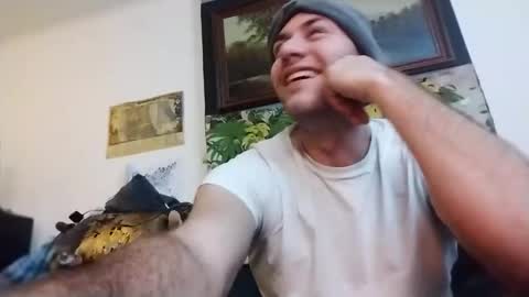 Snapshot of jonnyblow chatting on 12/23/24, 02:13 J online show from 12/23/24, 02:13