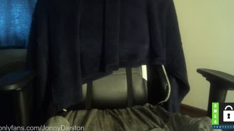 Snapshot of jonnydieston777 chatting on 01/01/25, 04:50 JonnyDieston online show from 01/01/25, 04:50