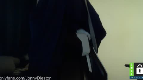 Snapshot of jonnydieston777 chatting on 01/06/25, 04:36 JonnyDieston online show from 01/06/25, 04:36