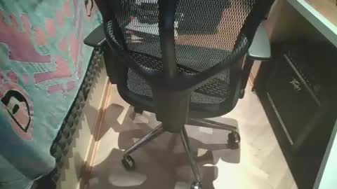 Snapshot of jonnyfreesolo chatting on 11/23/25, 08:36 jonnyfreesolo online show from 11/23/25, 08:36