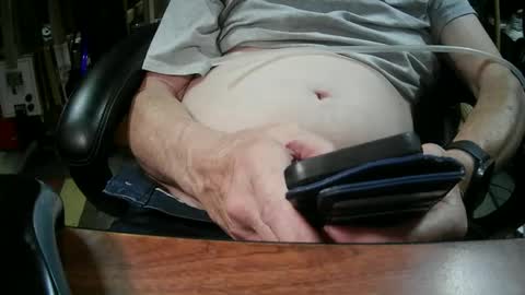 Snapshot of jonsexy1958 chatting on 09/09/25, 01:32 jonsexy1958 online show from 09/09/25, 01:32