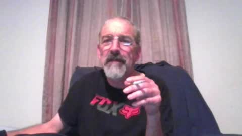 Snapshot of jony_five chatting on 12/22/24, 02:06 Jon online show from 12/22/24, 02:06