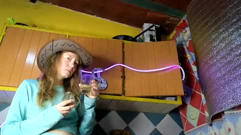 Jony Marta GMT 2000-0100 every day online show from 11/18/25, 09:14