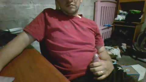 Snapshot of jorgefire0001 chatting on 10/21/25, 04:13 jorgefire0001 online show from 10/21/25, 04:13