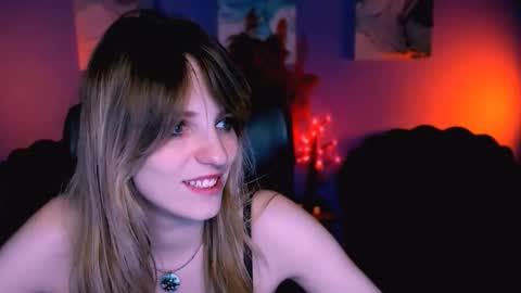 jose_fairy online show from 11/19/25, 10:15