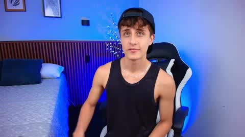 Snapshot of joseloevans chatting on 01/09/25, 10:20 Joselo online show from 01/09/25, 10:20