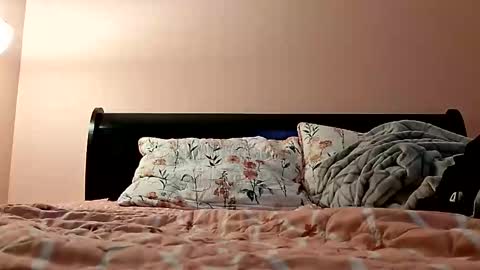 Snapshot of josemiller26 chatting on 10/23/25, 08:40 josemiller26 online show from 10/23/25, 08:40