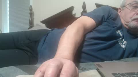 josephgr2021 online show from 02/21/25, 06:26