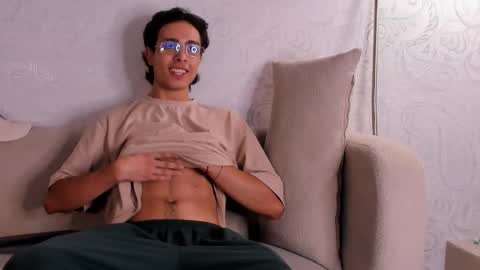 Josh Rashford online show from 10/12/25, 11:31