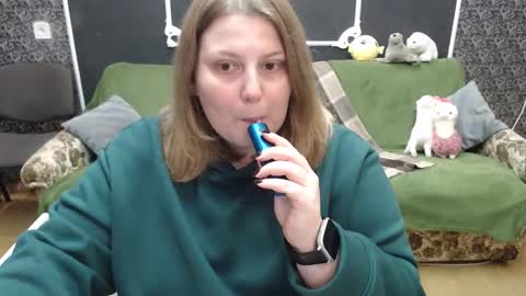 josiesun771 online show from 10/26/25, 01:28