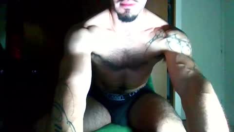 jotarojas1 online show from 11/13/25, 04:55