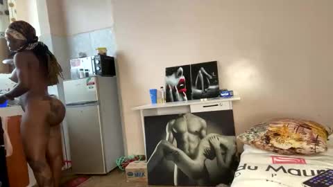 Butterflyass online show from 11/01/25, 11:56