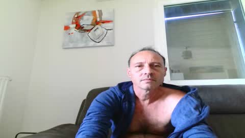 Snapshot of jpf421 chatting on 10/11/25, 01:20 exhib248 online show from 10/11/25, 01:20
