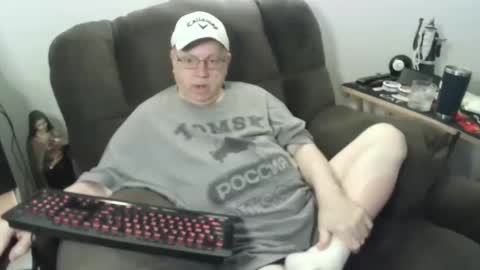 jpmel99 online show from 10/11/25, 12:43