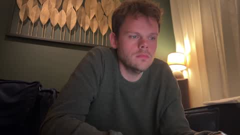 Snapshot of jrnb87 chatting on 01/01/25, 10:24 JoyBoy online show from 01/01/25, 10:24