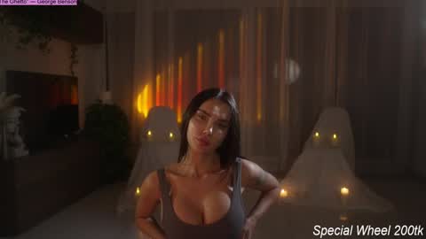 Jennifer Diaz online show from 11/21/25, 07:12