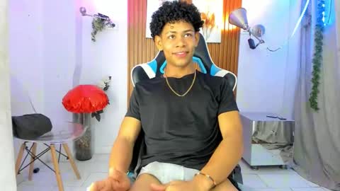 Snapshot of juan_contreras7 chatting on 09/29/25, 11:48 juan_contreras7 online show from 09/29/25, 11:48