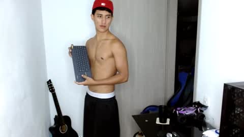 Snapshot of juan_da01 chatting on 02/11/25, 04:22 JuanDa online show from 02/11/25, 04:22