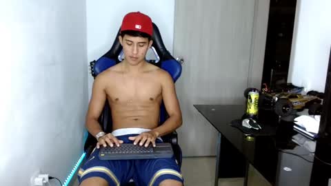 Snapshot of juan_da01 chatting on 02/18/25, 12:37 JuanDa online show from 02/18/25, 12:37