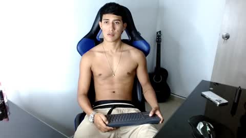 Snapshot of juan_da01 chatting on 02/19/25, 12:46 JuanDa online show from 02/19/25, 12:46