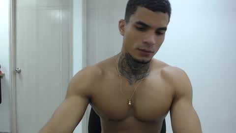 juan_gomez_1 online show from 01/29/25, 10:32