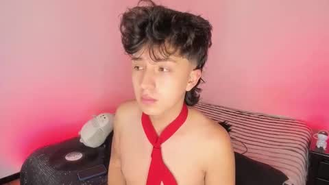 Snapshot of juandaaa__ chatting on 11/25/25, 06:02 juandaaa__ online show from 11/25/25, 06:02