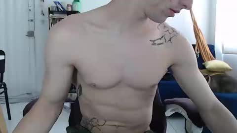 Snapshot of juanisimo_ chatting on 01/20/25, 03:07 JUANISIMO online show from 01/20/25, 03:07