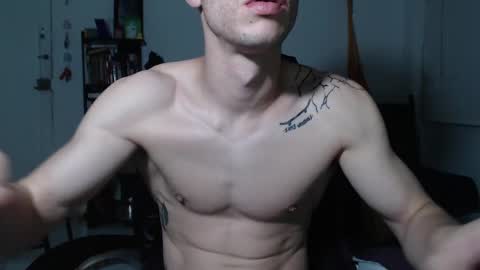 Snapshot of juanisimo_ chatting on 02/19/25, 12:14 JUANISIMO online show from 02/19/25, 12:14