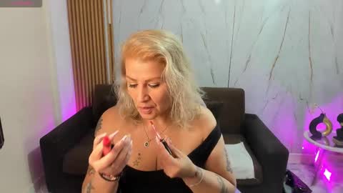 juanitarubia online show from 11/10/25, 07:46