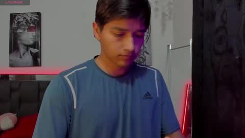 Snapshot of juanjo_ferrari chatting on 11/04/25, 01:05 juanjo ferrari online show from 11/04/25, 01:05