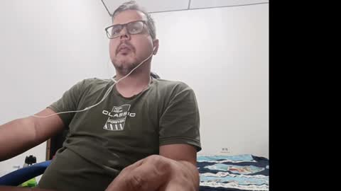 JN online show from 12/30/24, 03:47