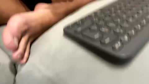 Snapshot of juanxxxo_ chatting on 02/24/25, 08:14 juanxxxo_ online show from 02/24/25, 08:14