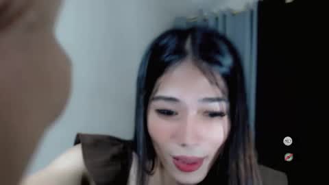 Snapshot of judy_fuckdoll chatting on 12/23/24, 04:01 JUDY online show from 12/23/24, 04:01