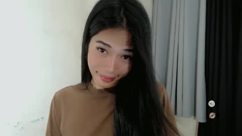 Snapshot of judy_fuckdoll chatting on 01/05/25, 04:59 JUDY online show from 01/05/25, 04:59