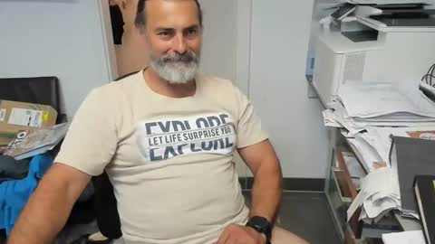 Giovanni50pro online show from 09/10/25, 05:57