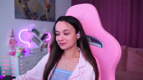 Angelina online show from 10/09/25, 09:51